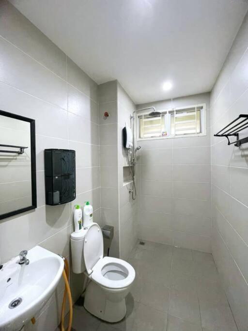 Cozyhouse 4Room 3Bath Room 10Pax'''Simpangampattasek Simpang Ampat  Eksteriør billede